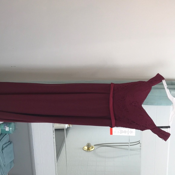 Maroon Bridesmaids, Prom, Event Dress - Picture 5 of 8